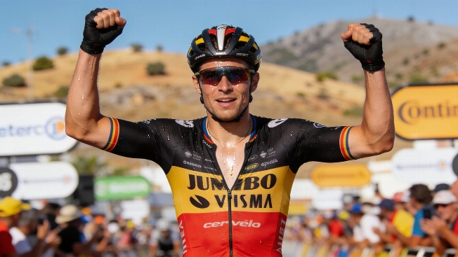 Van Aert wins bruising Vuelta stage as crashes thin the field in Granada RUSSPAIN.com