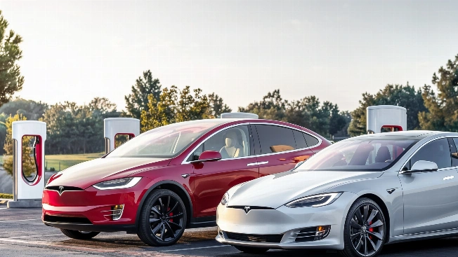 Elon Musk Faces Doubts Over Tesla Model S and Model X Open Source Promise RUSSPAIN.com