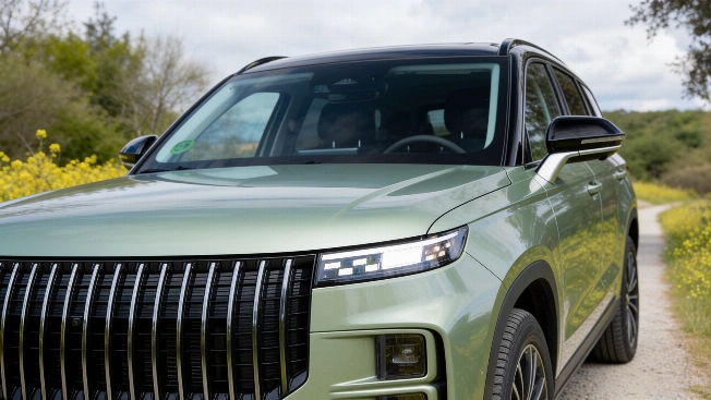 JAECOO 7 petrol SUV quietly dropped from Spanish showrooms RUSSPAIN.com