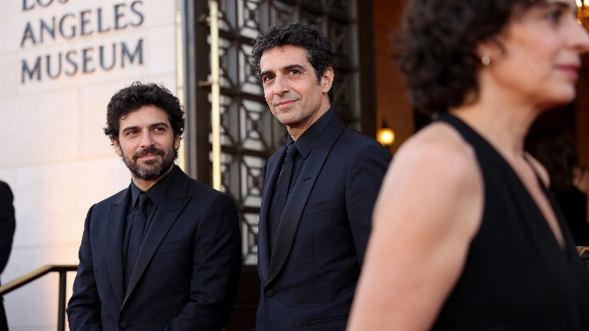 Los Javis bring La bola negra to Hollywood’s gala RUSSPAIN.com