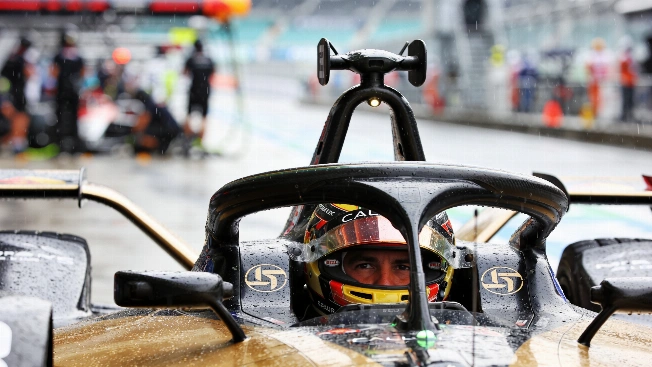 Sergio Pérez fights Sepang chaos in Bahrain Grand Prix drama RUSSPAIN.com