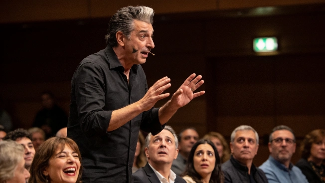 Ignatius Farray brings his unfiltered comedy to Baluarte in Pamplona RUSSPAIN.com
