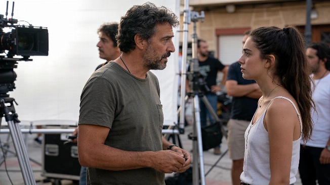 Rodrigo Sorogoyen Explores Family and Politics in 'El ser querido' RUSSPAIN.com