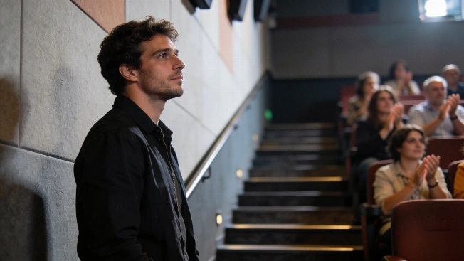 Miguel Bernardeau faces online hate after La bola negra RUSSPAIN.com