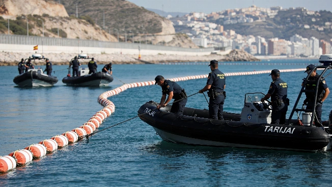 Spain Installs Floating Barrier at Ceuta Border After Supreme Court Ruling RUSSPAIN.com