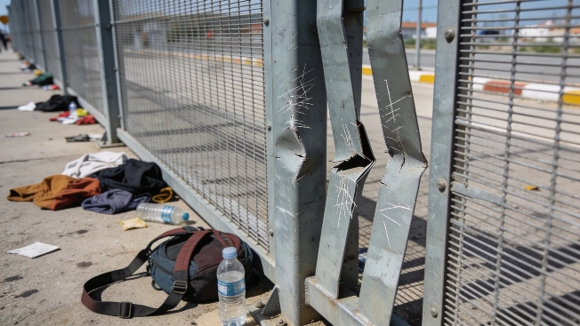 Morocco installs new gate at Tarajal border under disputed control RUSSPAIN.com