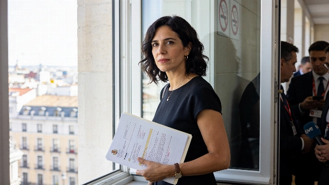 Ayuso under fire over luxury penthouse as Madrid debate nears RUSSPAIN.com