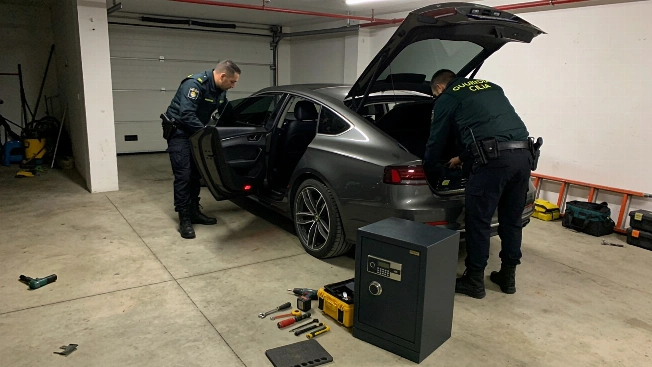 Guardia Civil Dismantles Major Bank Robbery Gang Across Eight Provinces RUSSPAIN.com
