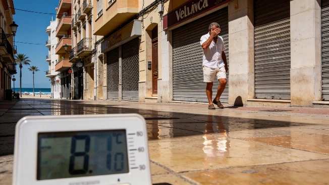 Red Alert for Extreme Heat in Valencia as Temperatures Hit 44°C RUSSPAIN.com