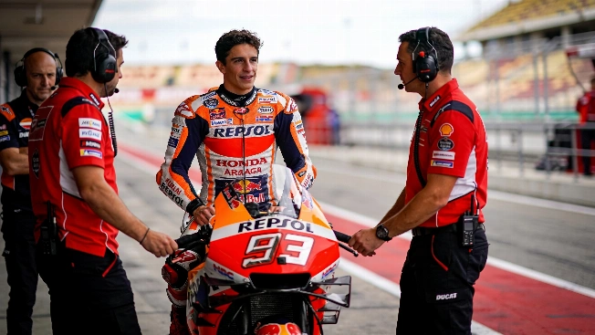 Marc Márquez Wins Under Pressure at Aragón and Closes Gap in MotoGP RUSSPAIN.com