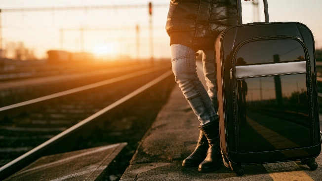 Solo travel surges in Spain as trains overtake cars RUSSPAIN.com