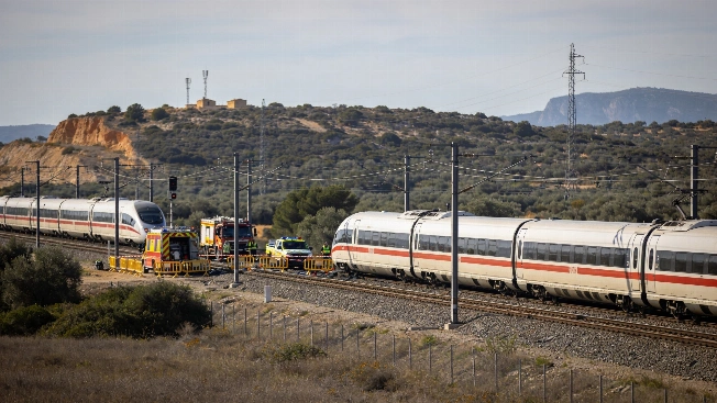 Fire in Barcelona Metro Tunnel Forces Mass Evacuation and Hospitalizations RUSSPAIN.com