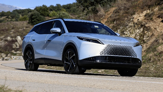 Chinese Car Brands Slash Prices by Building in Spain RUSSPAIN.com