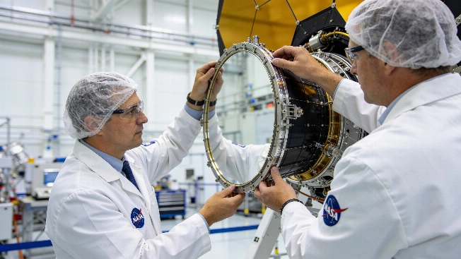 Nancy Grace Roman Telescope targets the dark matter puzzle RUSSPAIN.com