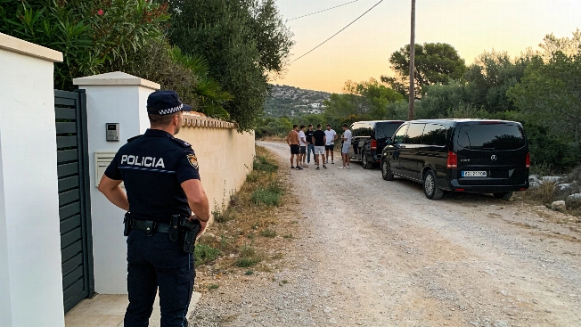 Ibiza cracks down as illegal villa parties dodge police raids RUSSPAIN.com