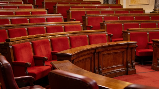 Vox seeks PP deal to shield the Senate from the left-wing pact RUSSPAIN.com