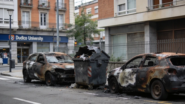 At least 12 cars set alight in Bilbao's Deusto district RUSSPAIN.com