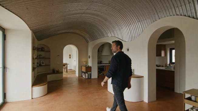Madrid home turns a hidden roof into a whale-like interior RUSSPAIN.com