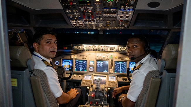 Delta Air Lines flight returns to Barcelona after engine smoke scare RUSSPAIN.com