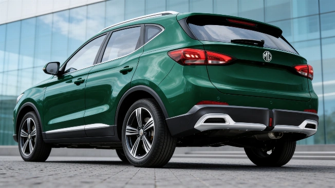 MG ZS Hybrid gets major upgrade for Spanish market RUSSPAIN.com