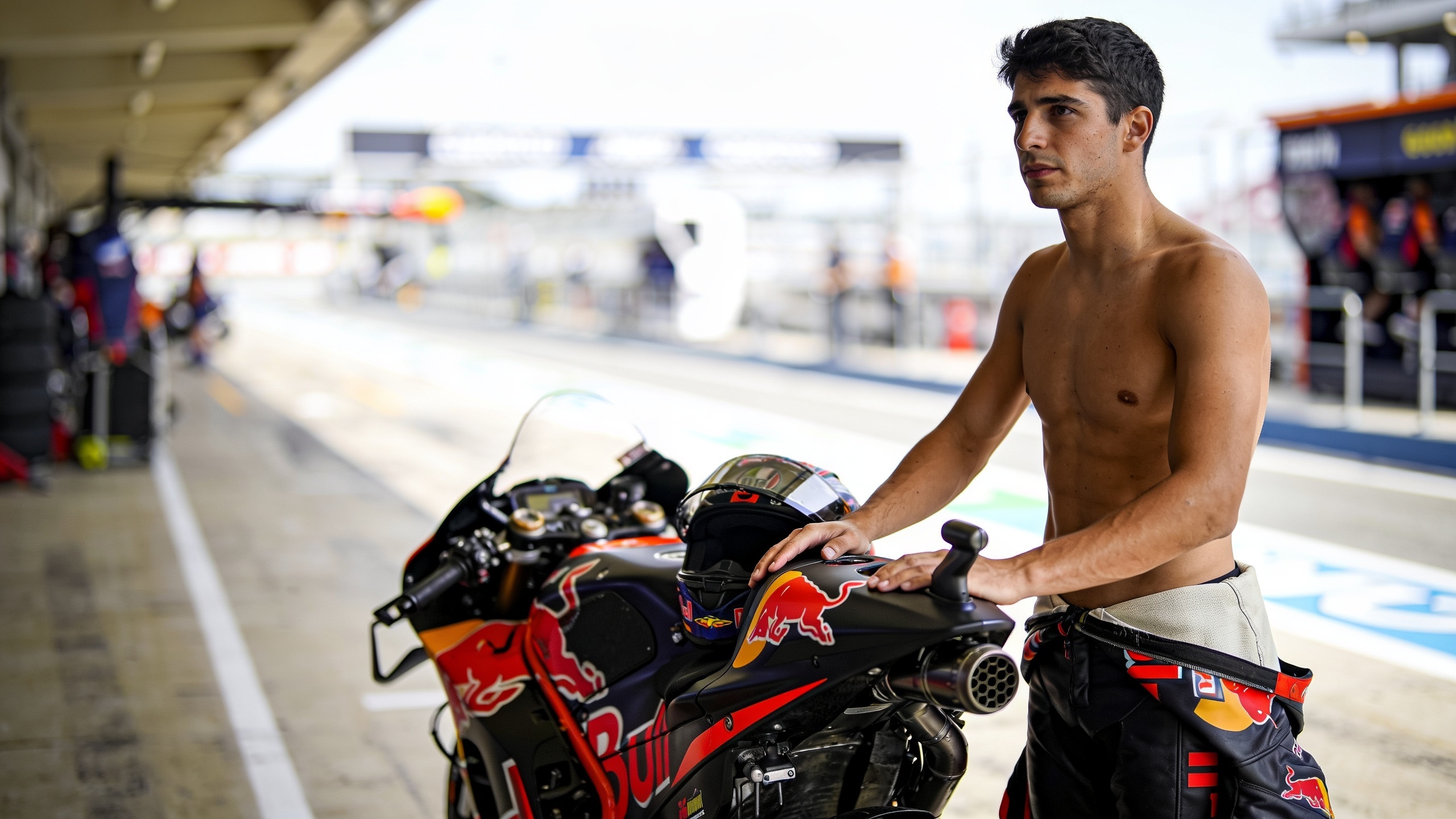Spanish racer overcomes serious injuries and is ready to fight for the title RUSSPAIN.com