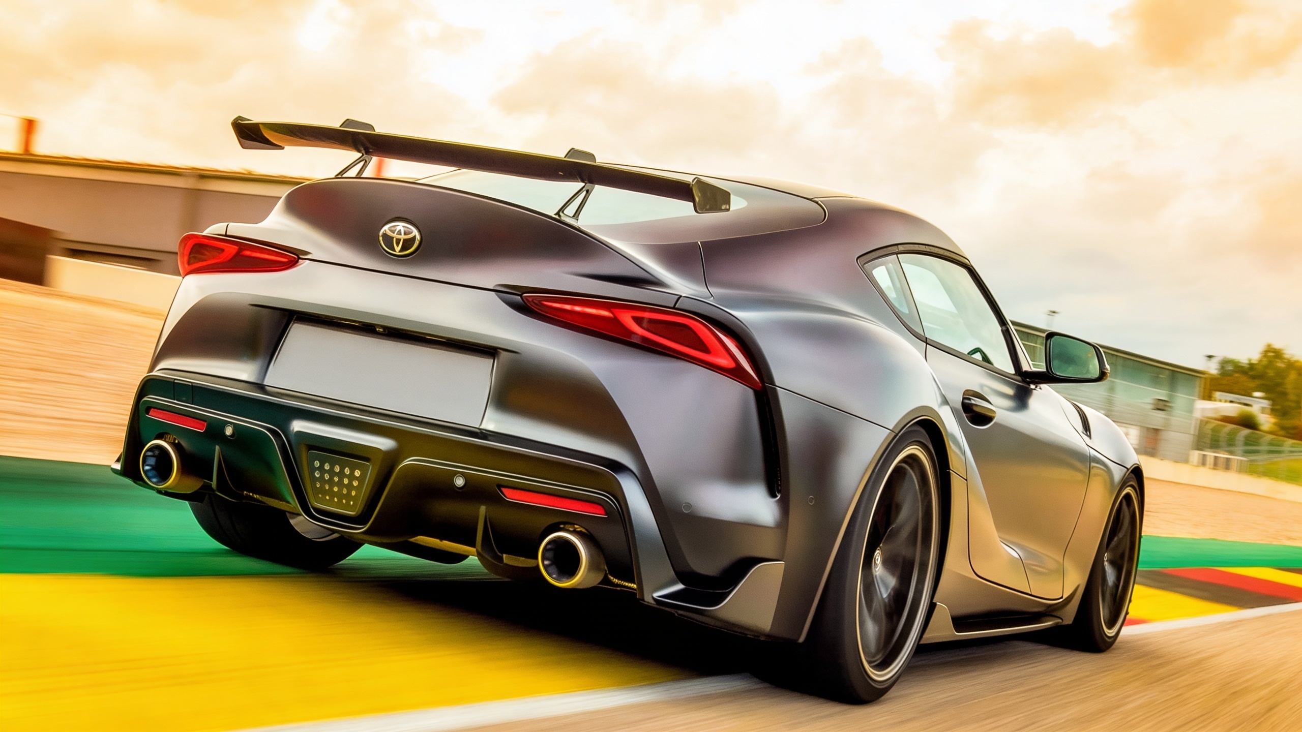441 hp, manual gearbox and GT4 components — testing the rarest Supra version RUSSPAIN.com
