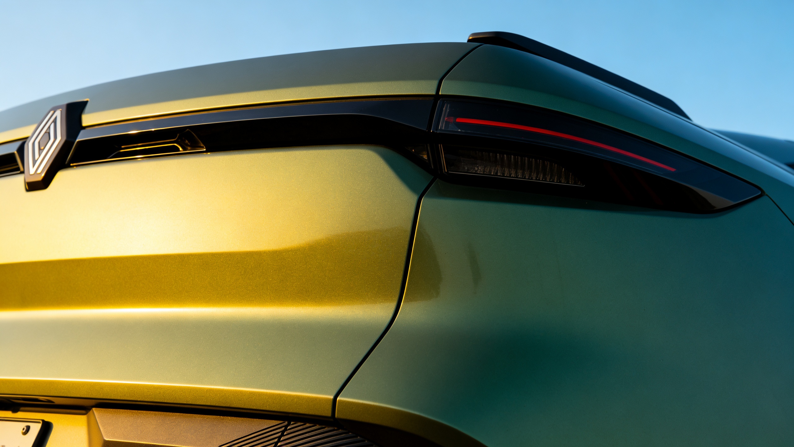 The French brand unveils the production model of its concept, but it's off-limits for Europeans RUSSPAIN.com