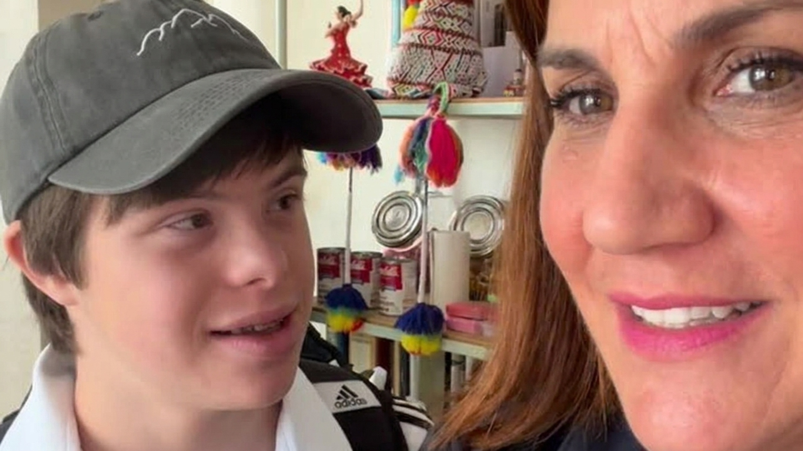Roscon announces wedding to Inés in a family video by Samantha Vallejo-Nágera RUSSPAIN.com