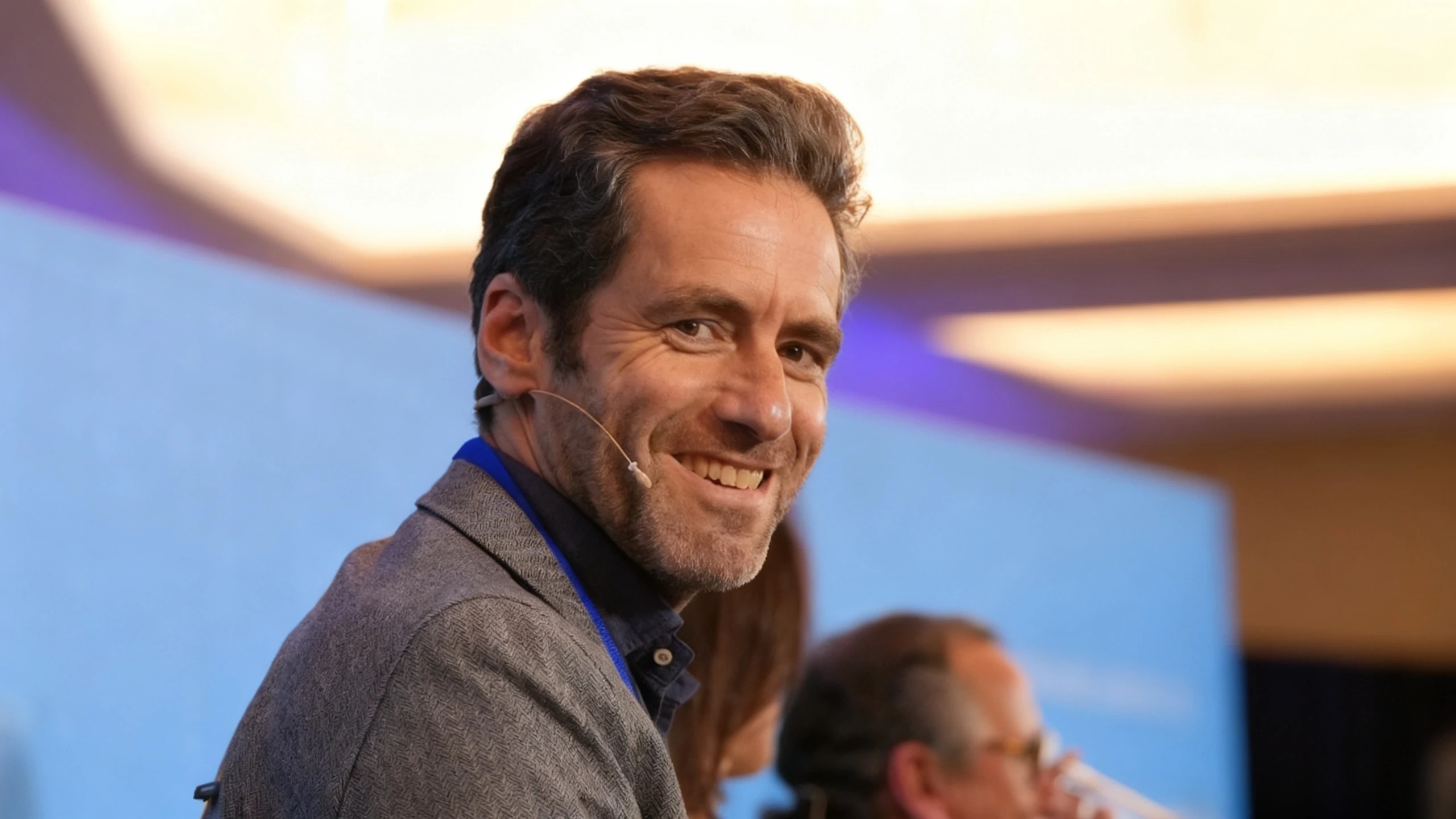 Borja Sémper shares how he builds a relationship with Bárbara Goenaga’s son from Óscar Jaenada RUSSPAIN.com
