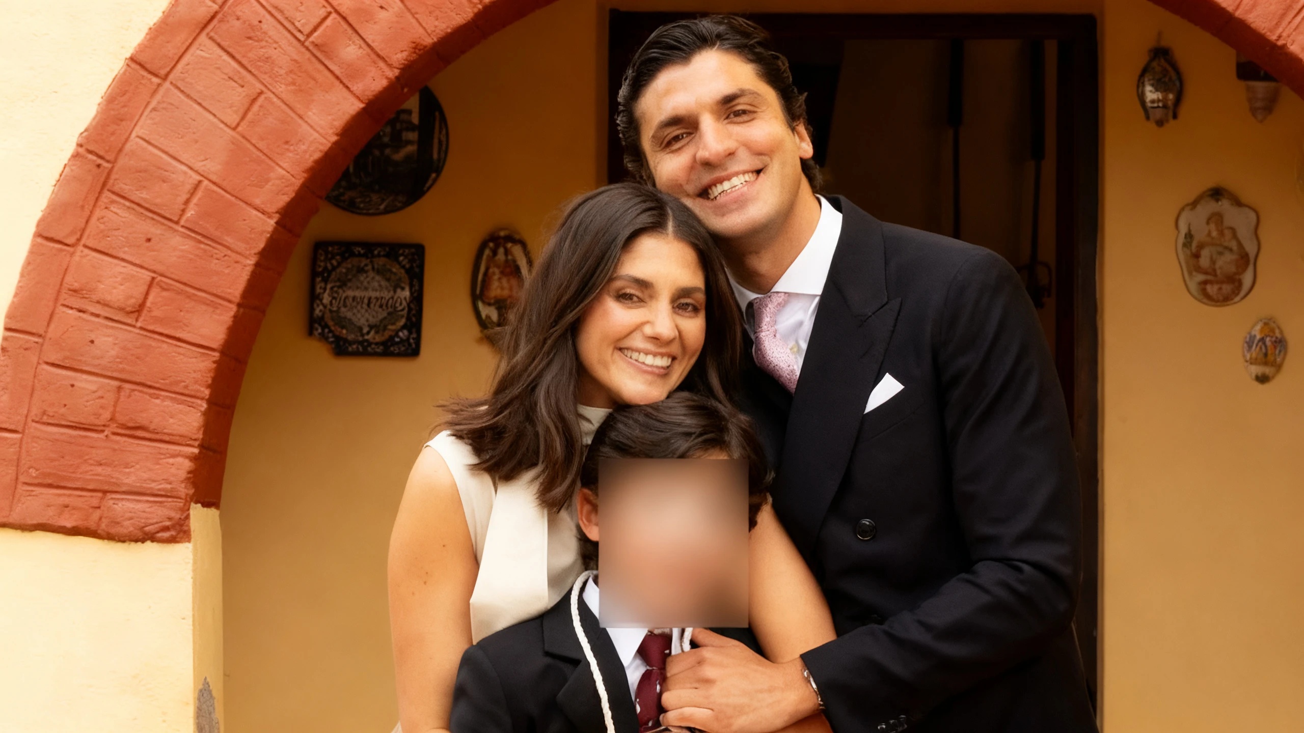 Fans discuss María G. de Jaime's decision not to show her children's faces RUSSPAIN.com