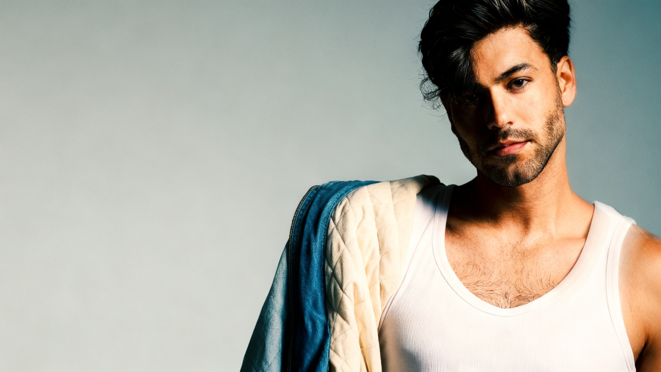 Agoney Reveals How a Secret Love Story Inspired His New Hit RUSSPAIN.com