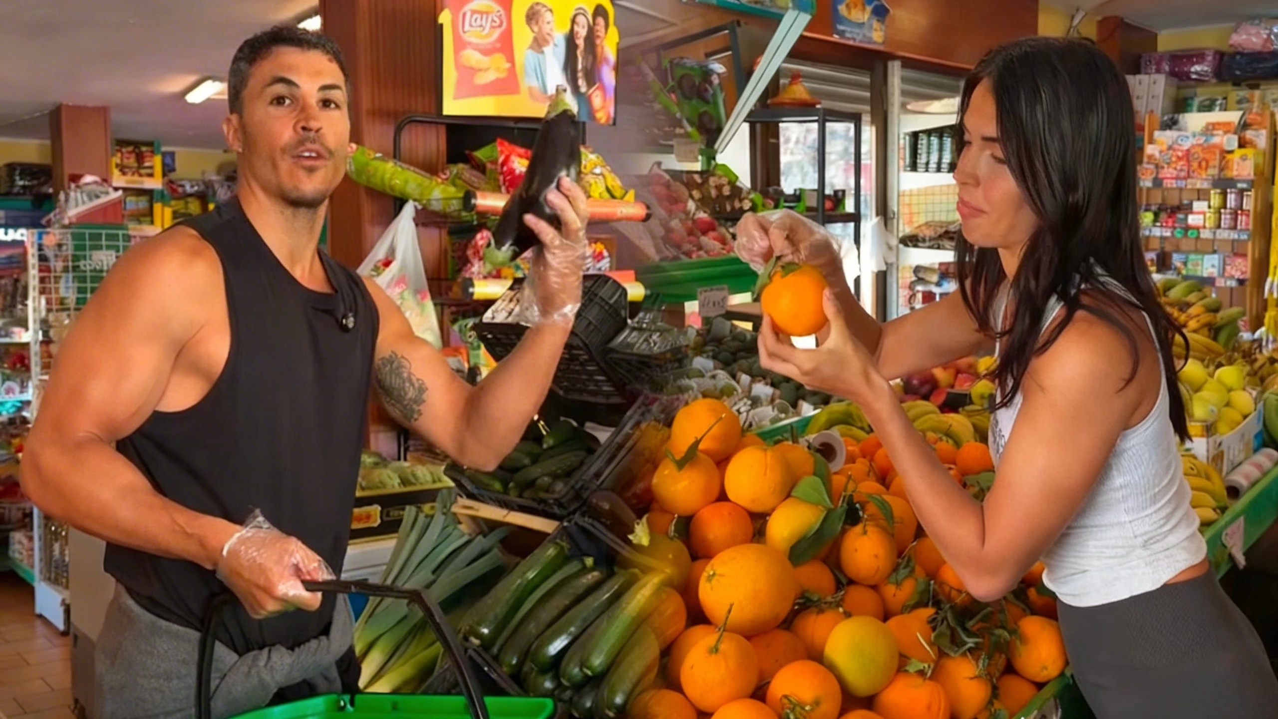 How Kiko Jiménez and Sofía Suescun spent €75 on fresh fruit and vegetables RUSSPAIN.com