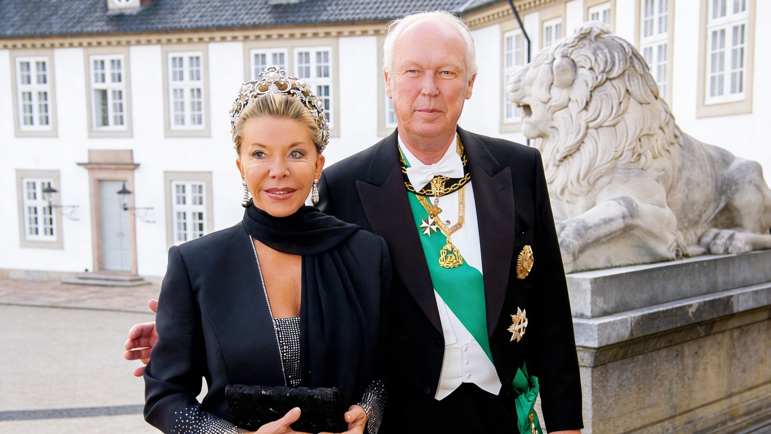 Royal relics at auctions — changes in ownership and sale prices RUSSPAIN.com