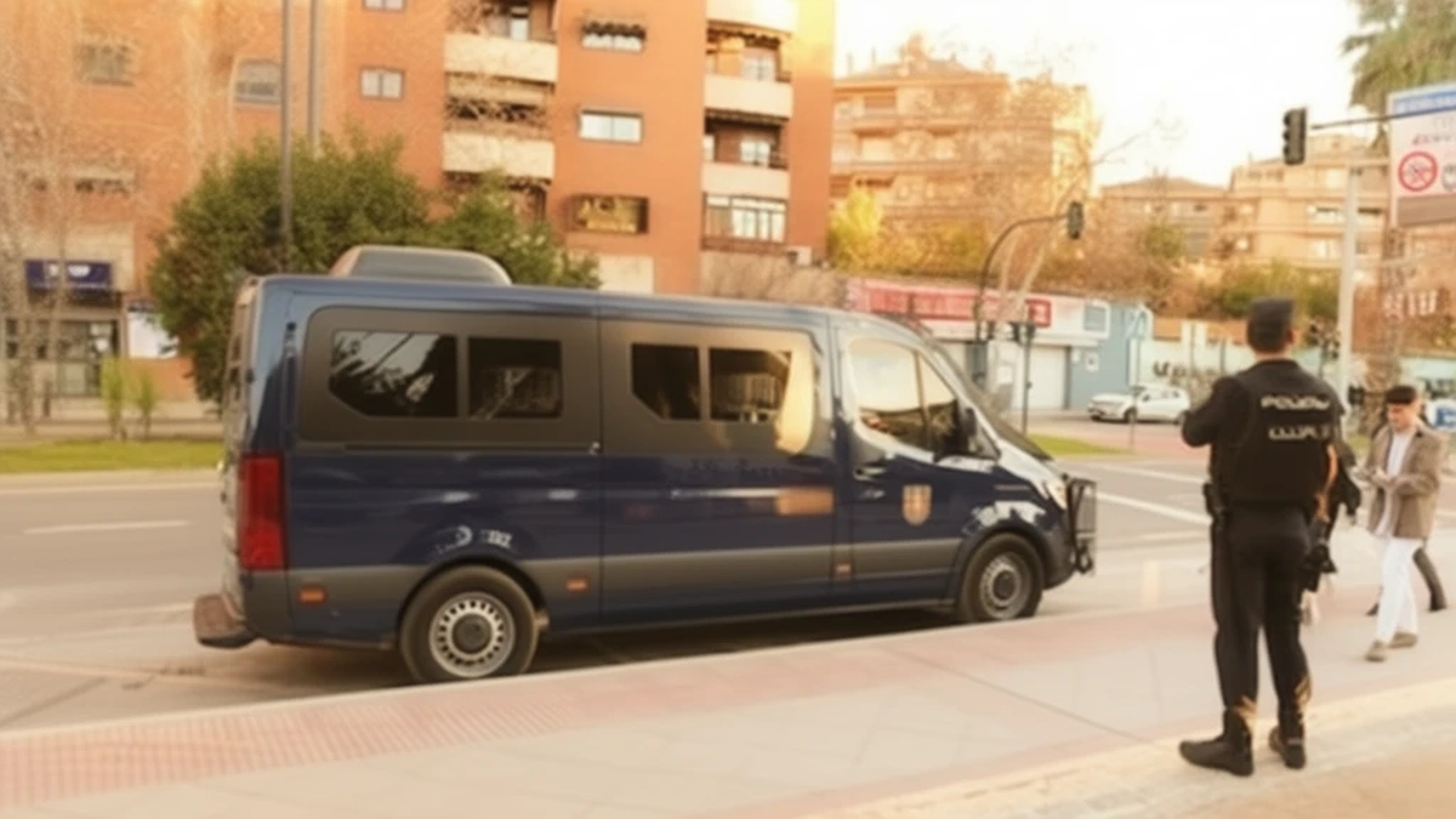 Escalating tension between youth gangs sparks chaos in city streets with clashes and arrests RUSSPAIN.com
