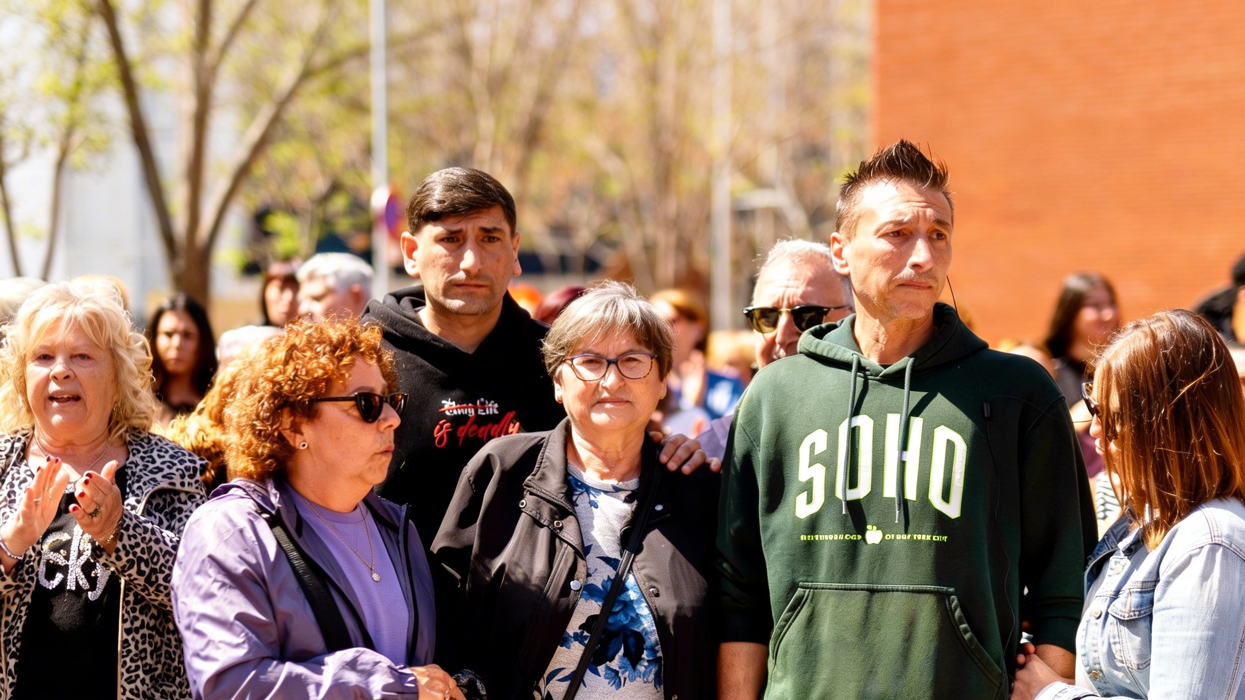 Barcelona residents call for release of disabled local RUSSPAIN.com