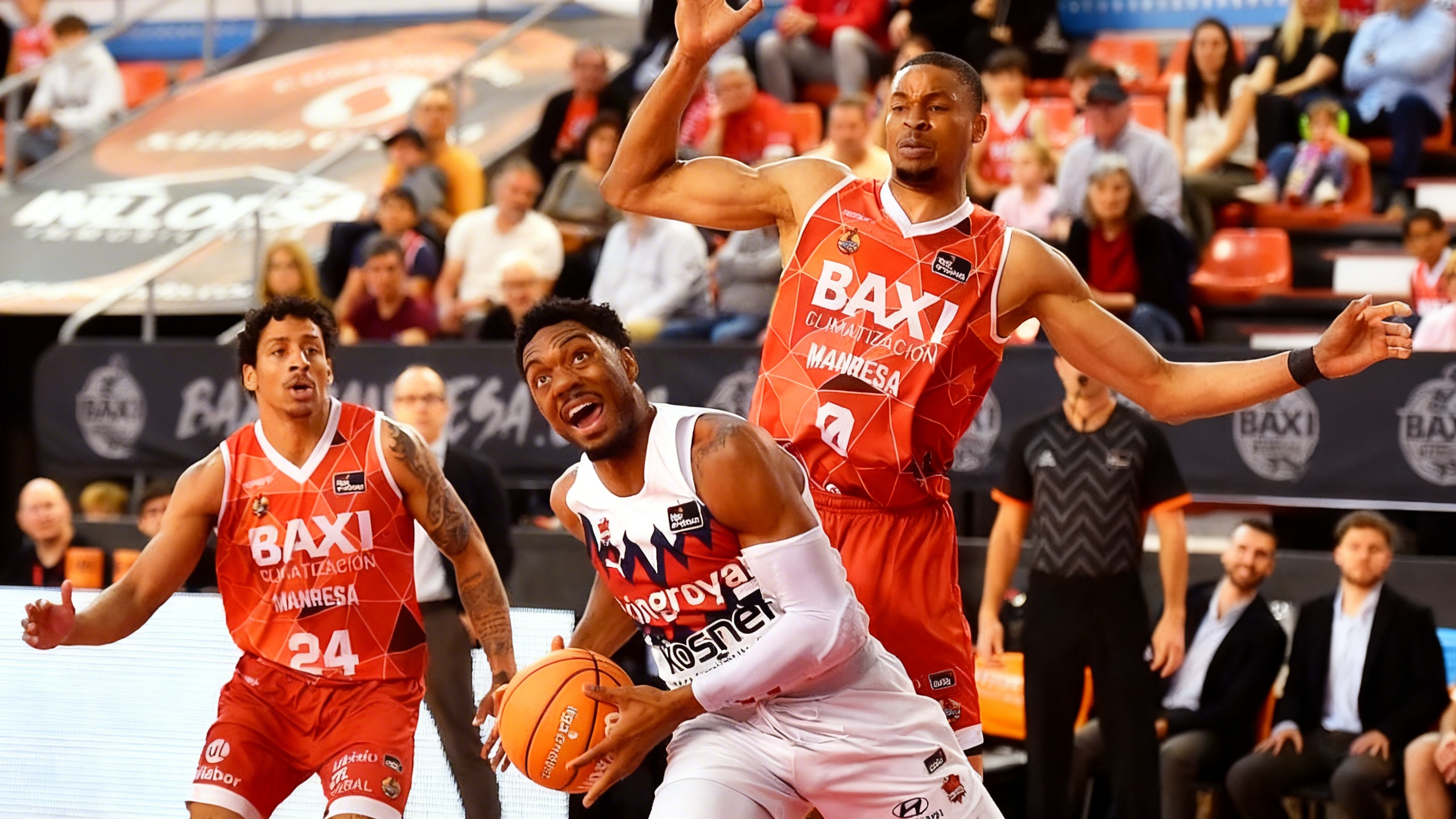 Opening of the Manresa-Baskonia game stands out for high foul count RUSSPAIN.com