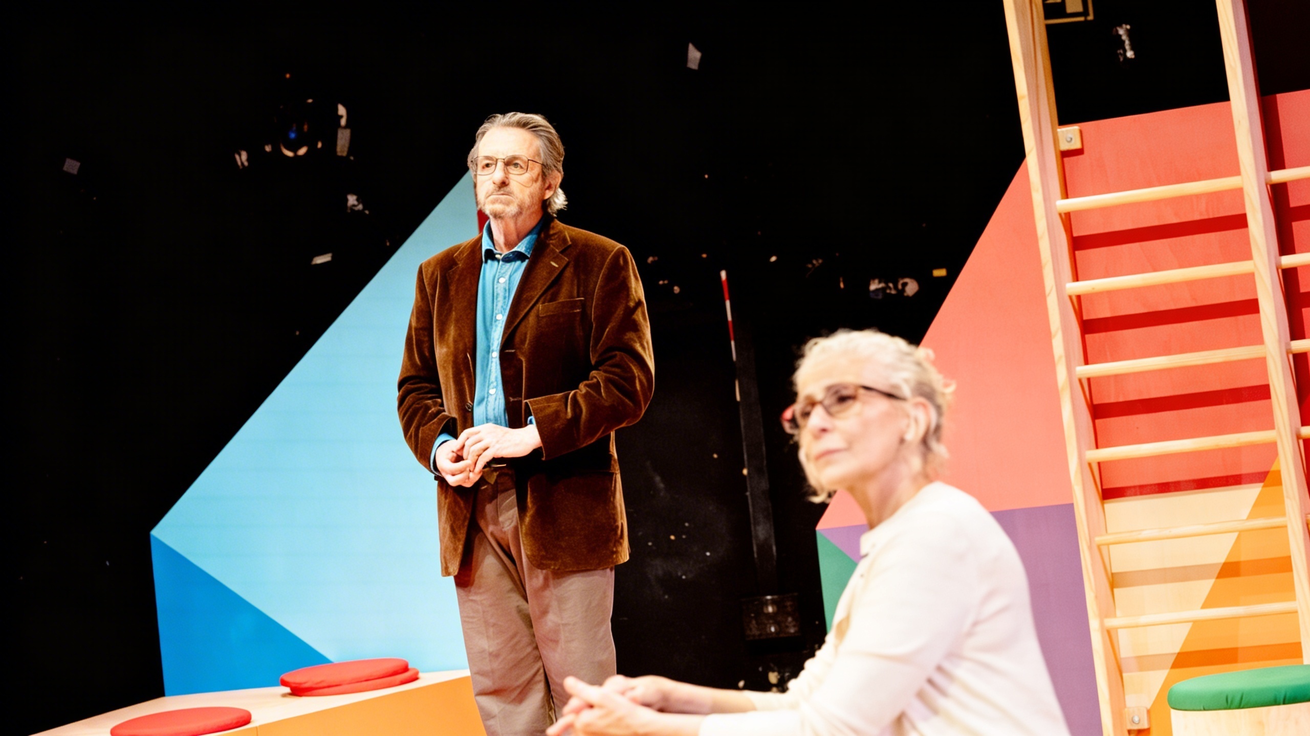 A comedy exploring generational conflict and parenting premieres in Barcelona RUSSPAIN.com