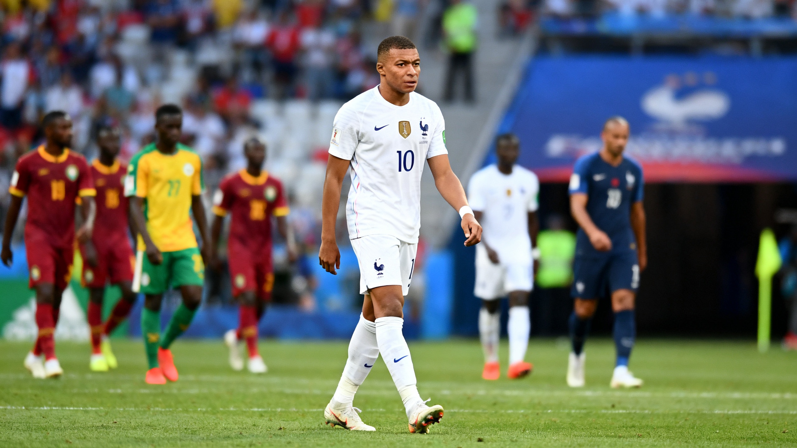 Mbappé's record postponed after France loses friendly match RUSSPAIN.com