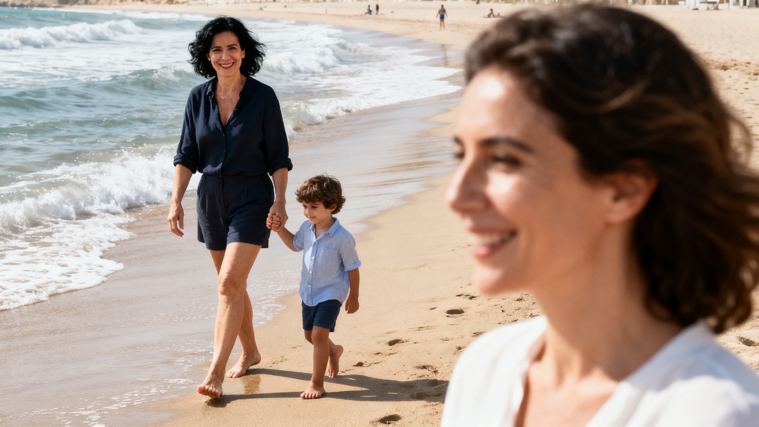 First photos from the coast and details of the Seville presenter's private life RUSSPAIN.com