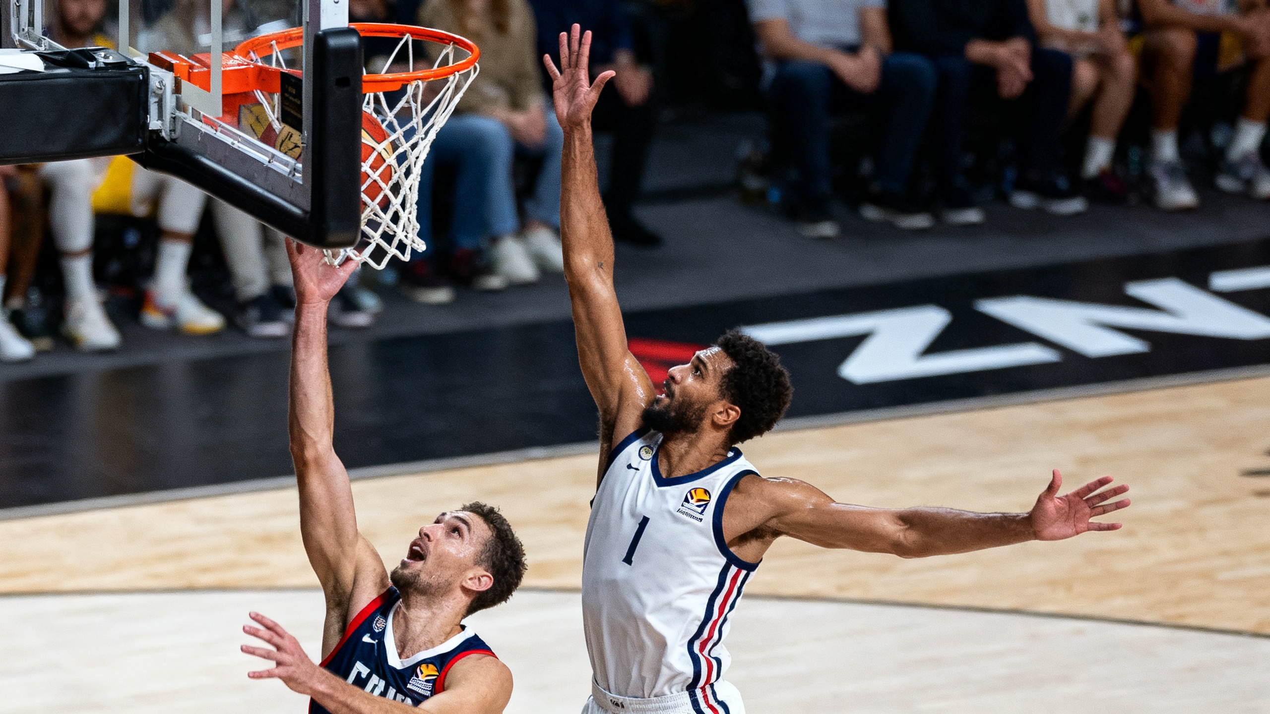 Fierce battle between the Thunder and Spurs, plus the Knicks vs Cavaliers showdown RUSSPAIN.com