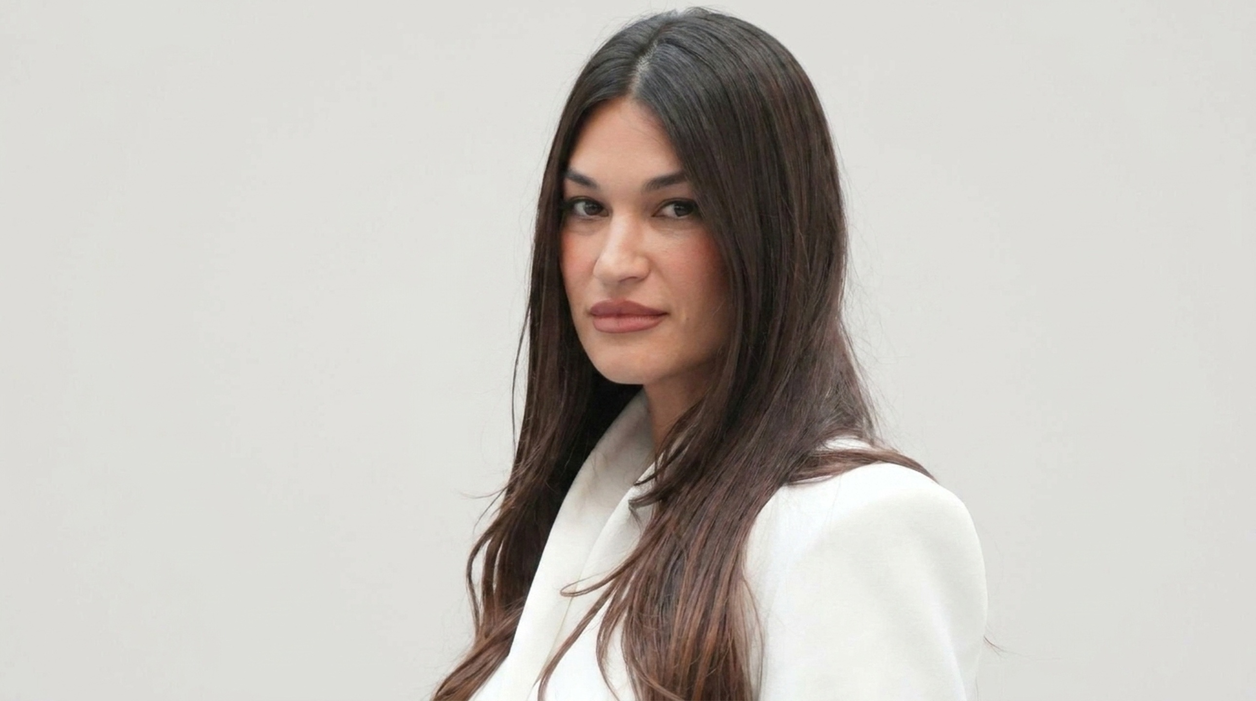 María Becerra Faces Life-Threatening Complications After Four Miscarriages RUSSPAIN.com