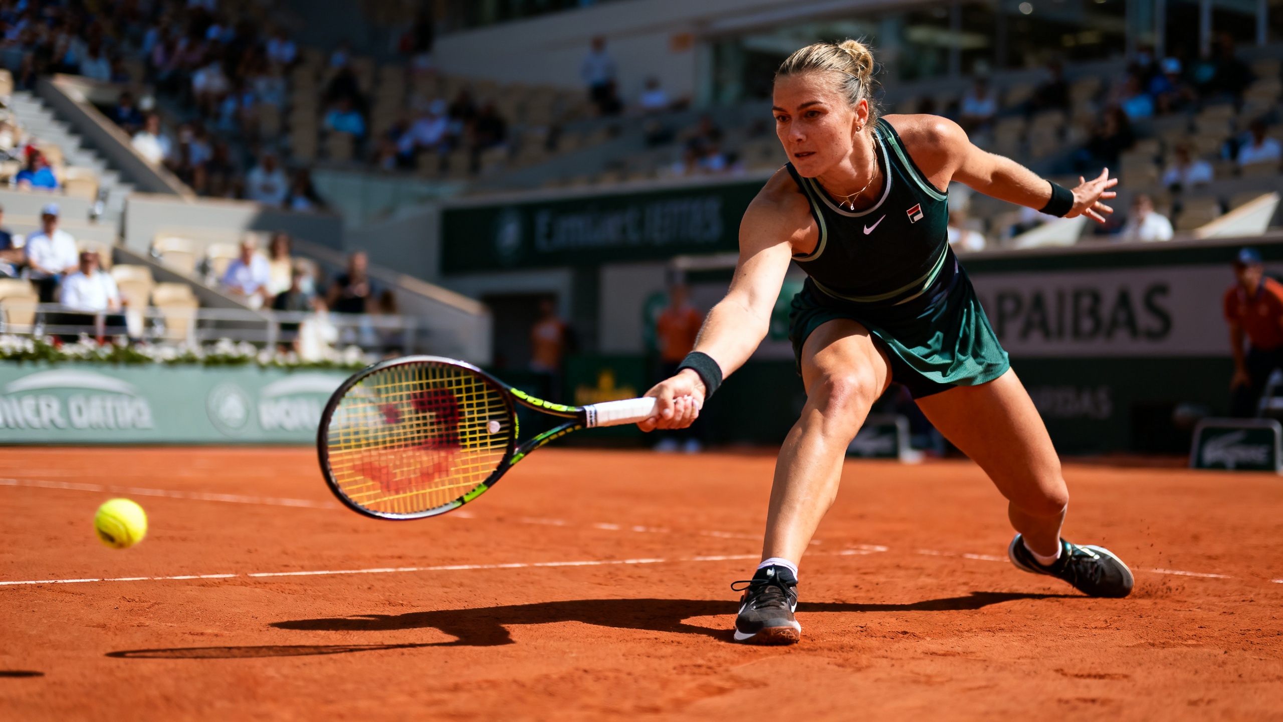 Sabalenka Dominates Wimbledon Opener as British Players Exit Early RUSSPAIN.com