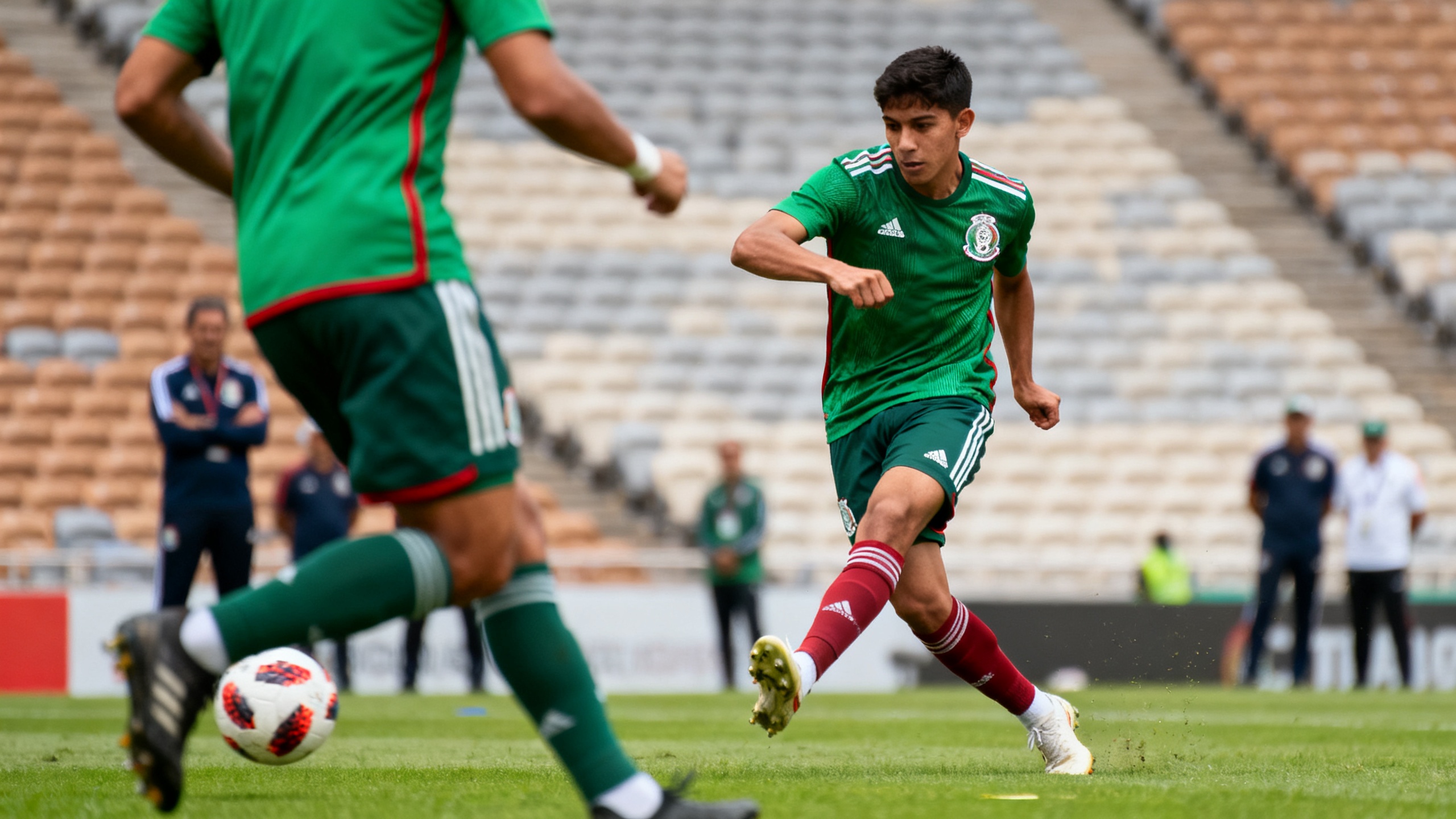Security Tightened in Mexico City Ahead of Mexico-England World Cup Clash RUSSPAIN.com