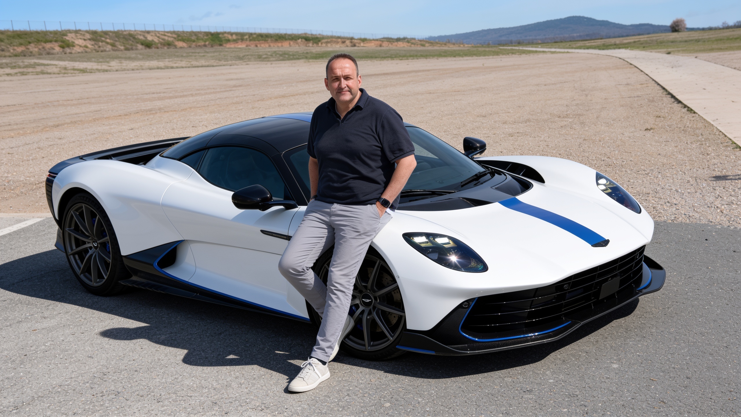 Aston Martin Valhalla: 1,079 HP, €1 Million and a New Era for Supercars RUSSPAIN.com