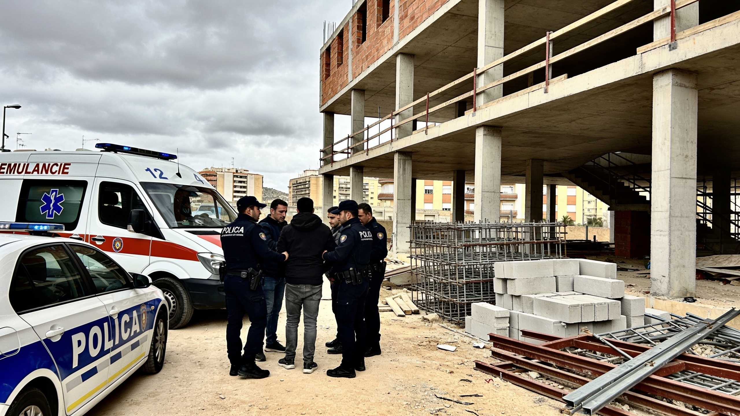 Four Arrested in Alzira After Fatal Fall of Undocumented Construction Worker RUSSPAIN.com