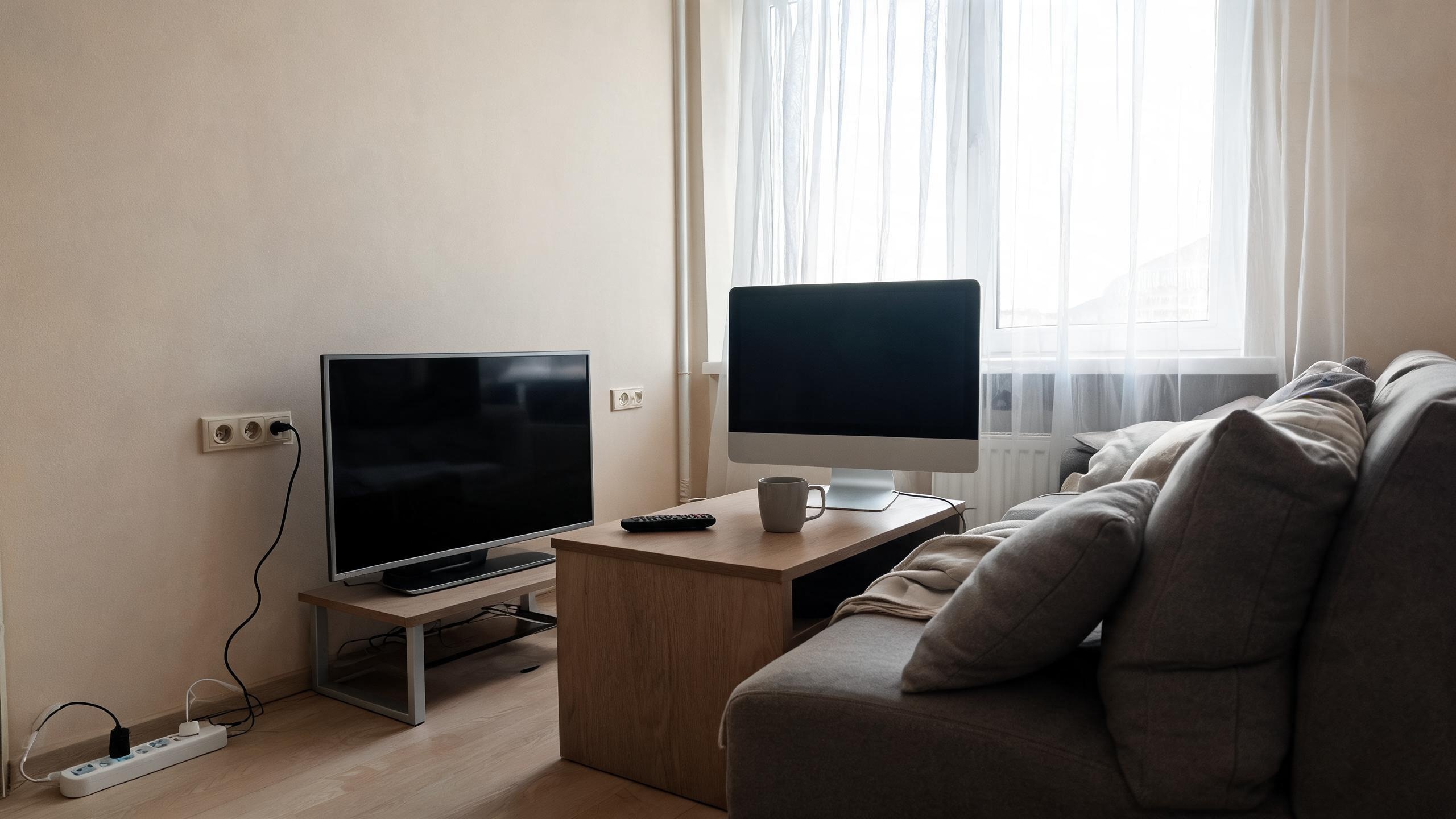 Why Your Air Conditioner Keeps Tripping the Power on Weekends RUSSPAIN.com