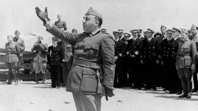 Генералиссимус Франциско Франко у города Винарос. 26 июля 1938 года