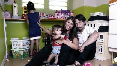 Приютам на ребенка дают 2500 евро в месяц, а приемным семьям 250