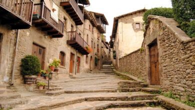 Туризм. Испания подсчитывает, сколько туристов потеряли из-за пандемии: 76%