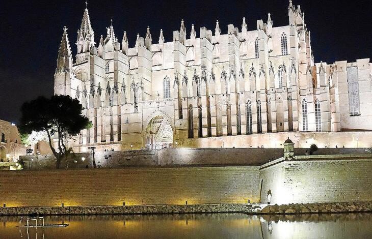 Католическая церковь откроет дорогой отель в Кафедральном соборе Майорки